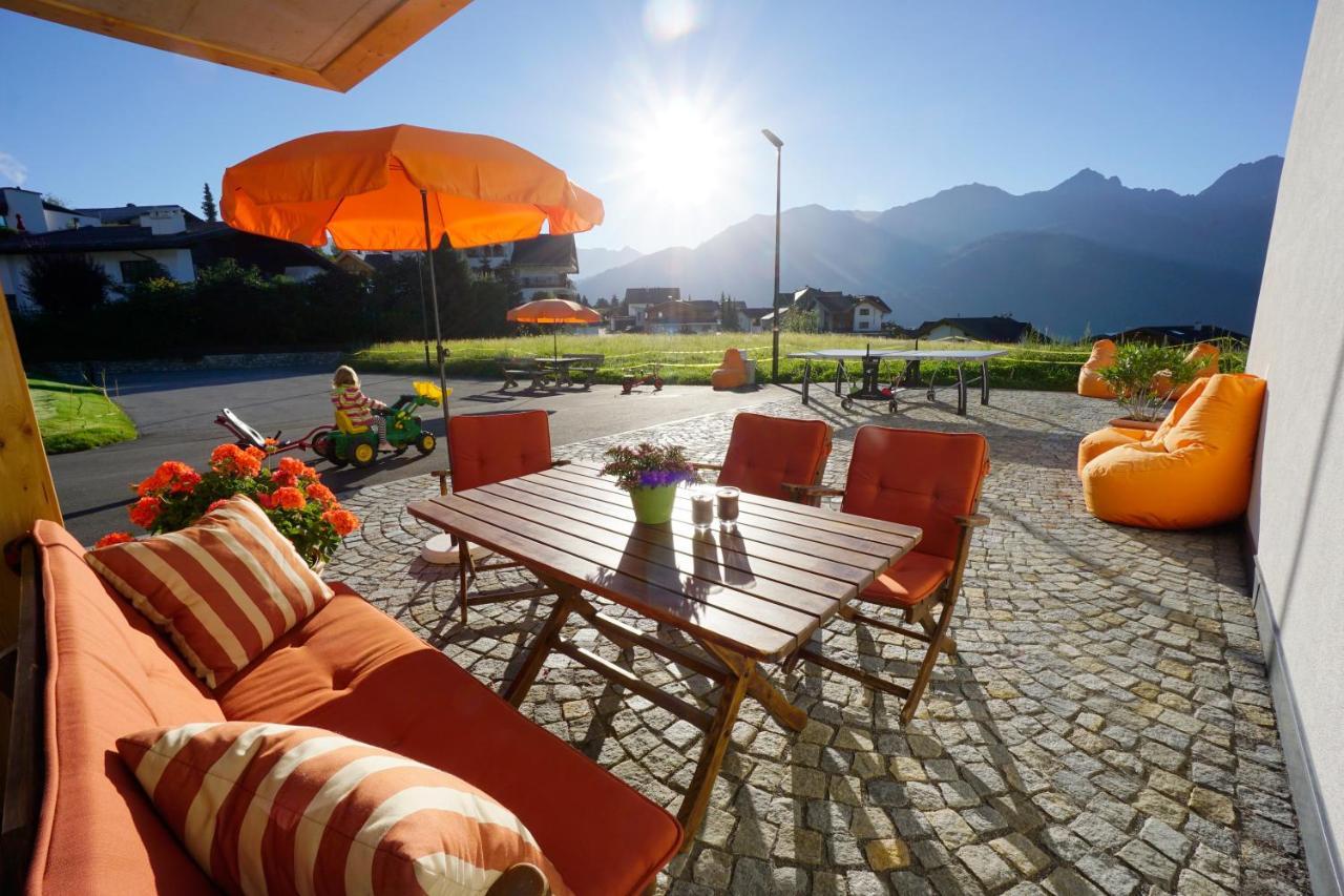 Apart-Hotel Dreisonnenhof Fiss Exterior foto