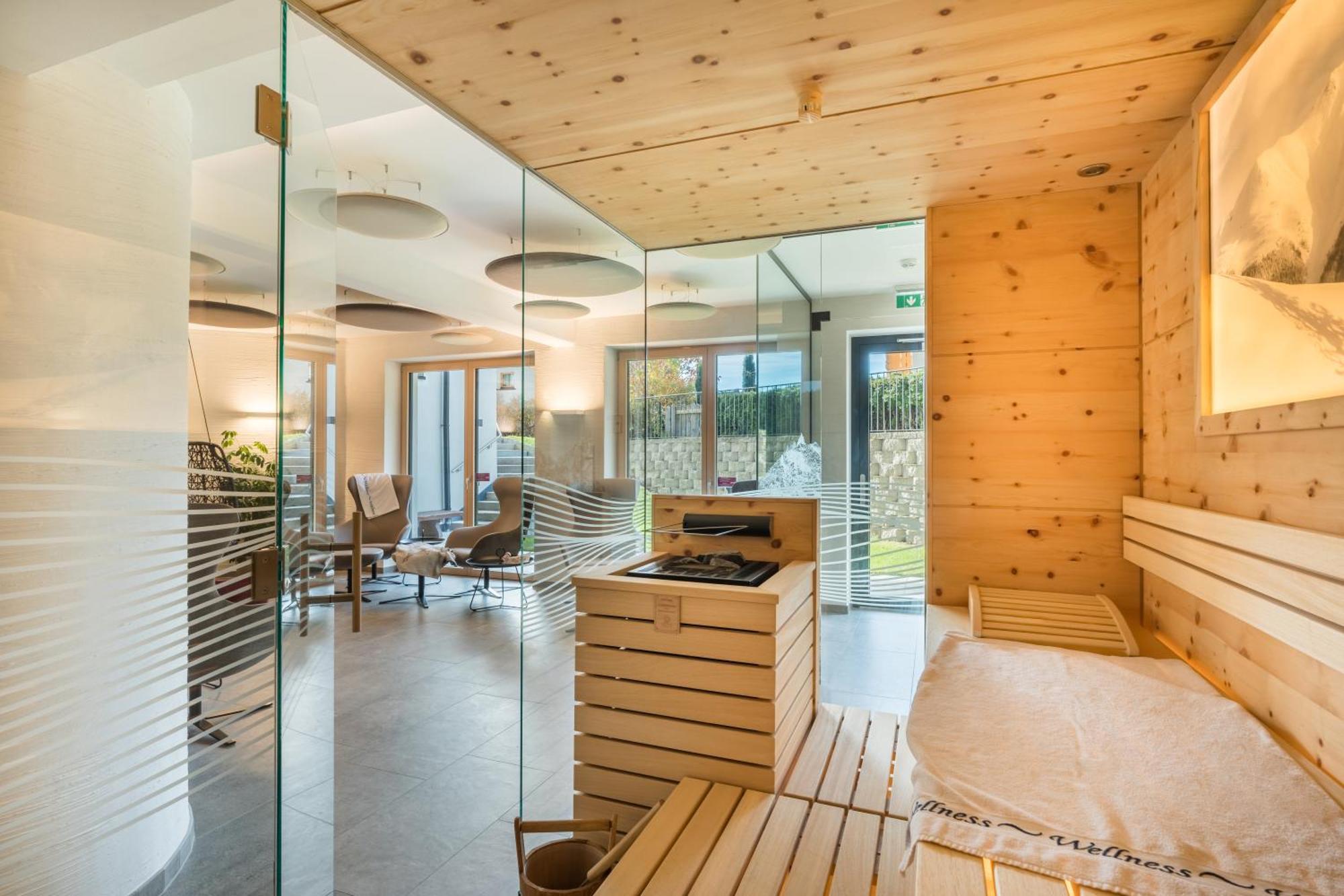 Apart-Hotel Dreisonnenhof Fiss Exterior foto